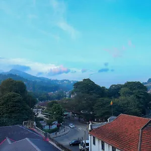 Tower Hotel Kandy